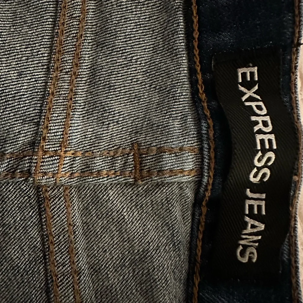 Express Blue Ankle Cropped Jeans with Distressed Details - Picture 6 of 7